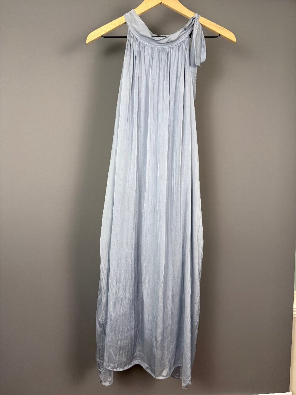 Tempo Paris 100% Silk Tie Shoulder Maxi Dress Blue Size L NWT Flaw